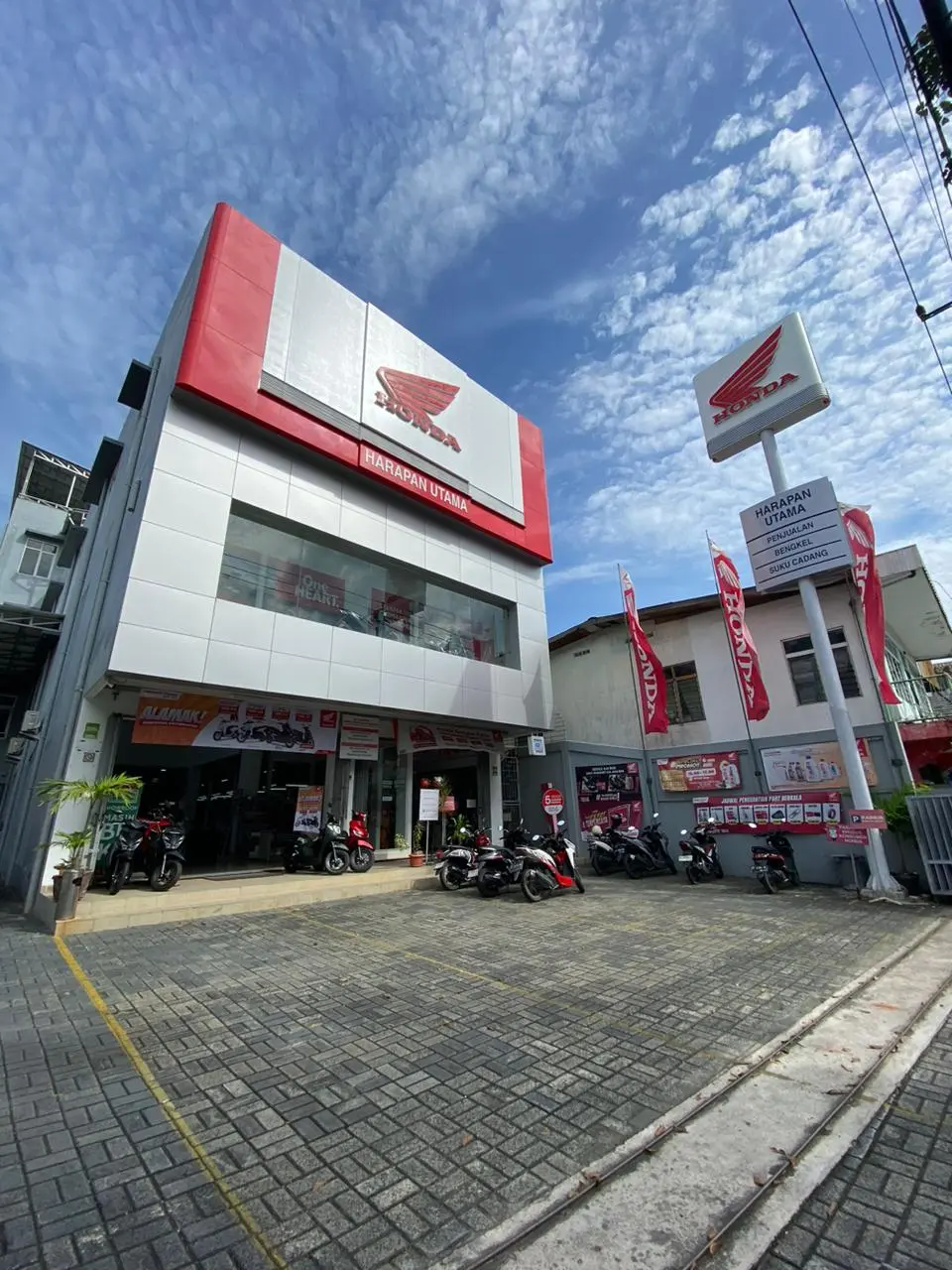 Showroom Honda Gunung Sari Balikpapan
